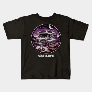 Evening in the camper van Kids T-Shirt